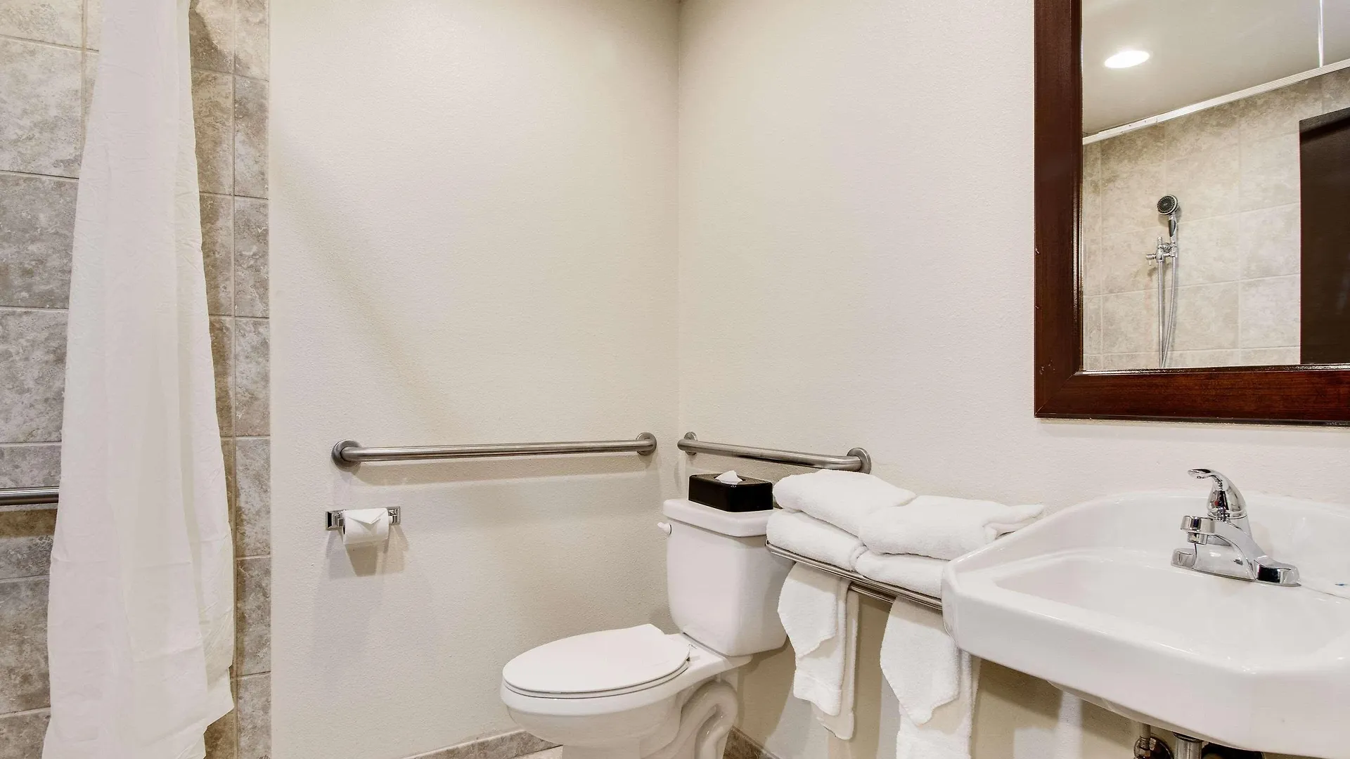 Hotel Rodeway Inn & Suites Portland - Jantzen Beach