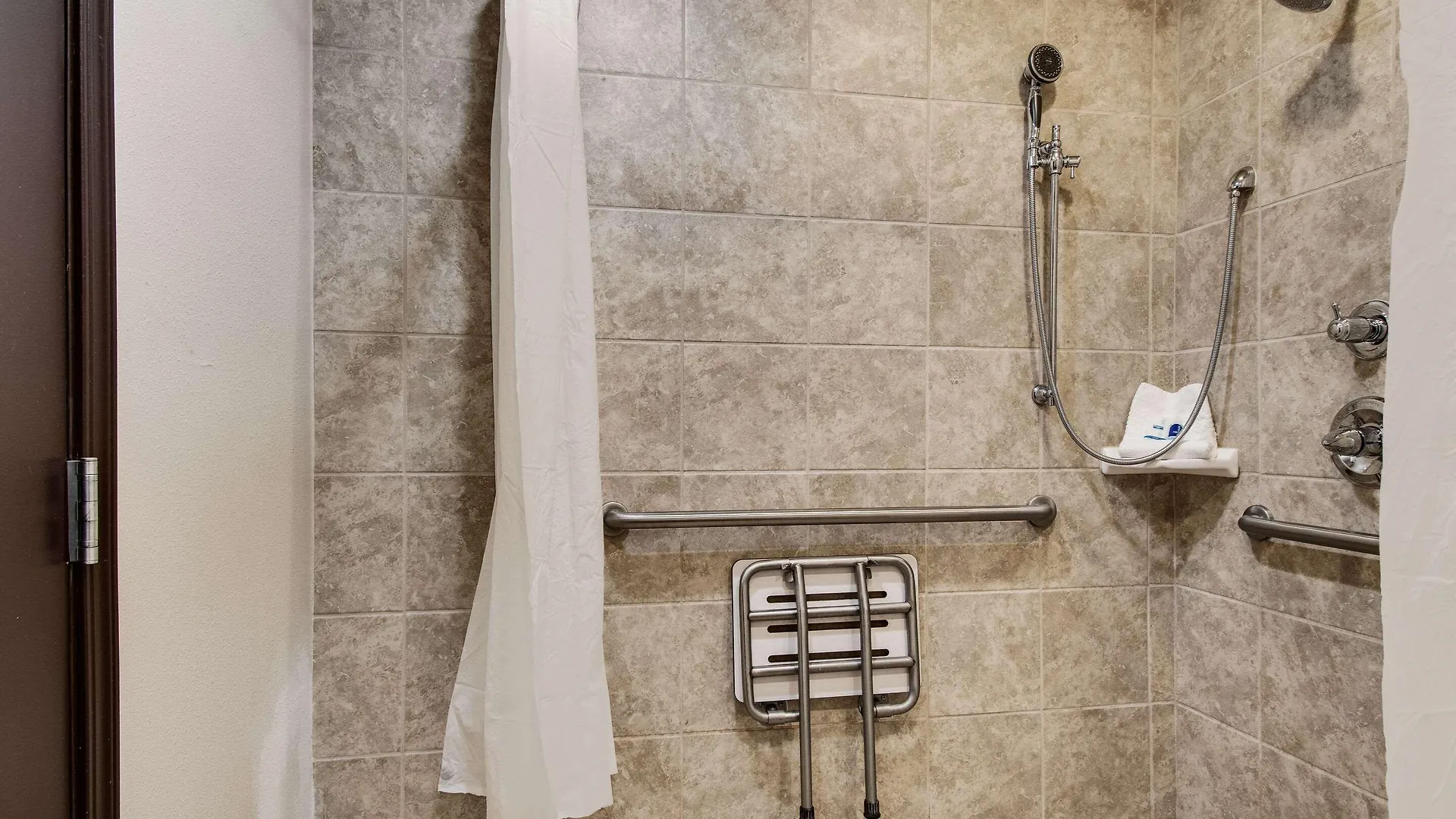 Rodeway Inn & Suites Portland - Jantzen Beach 2*,