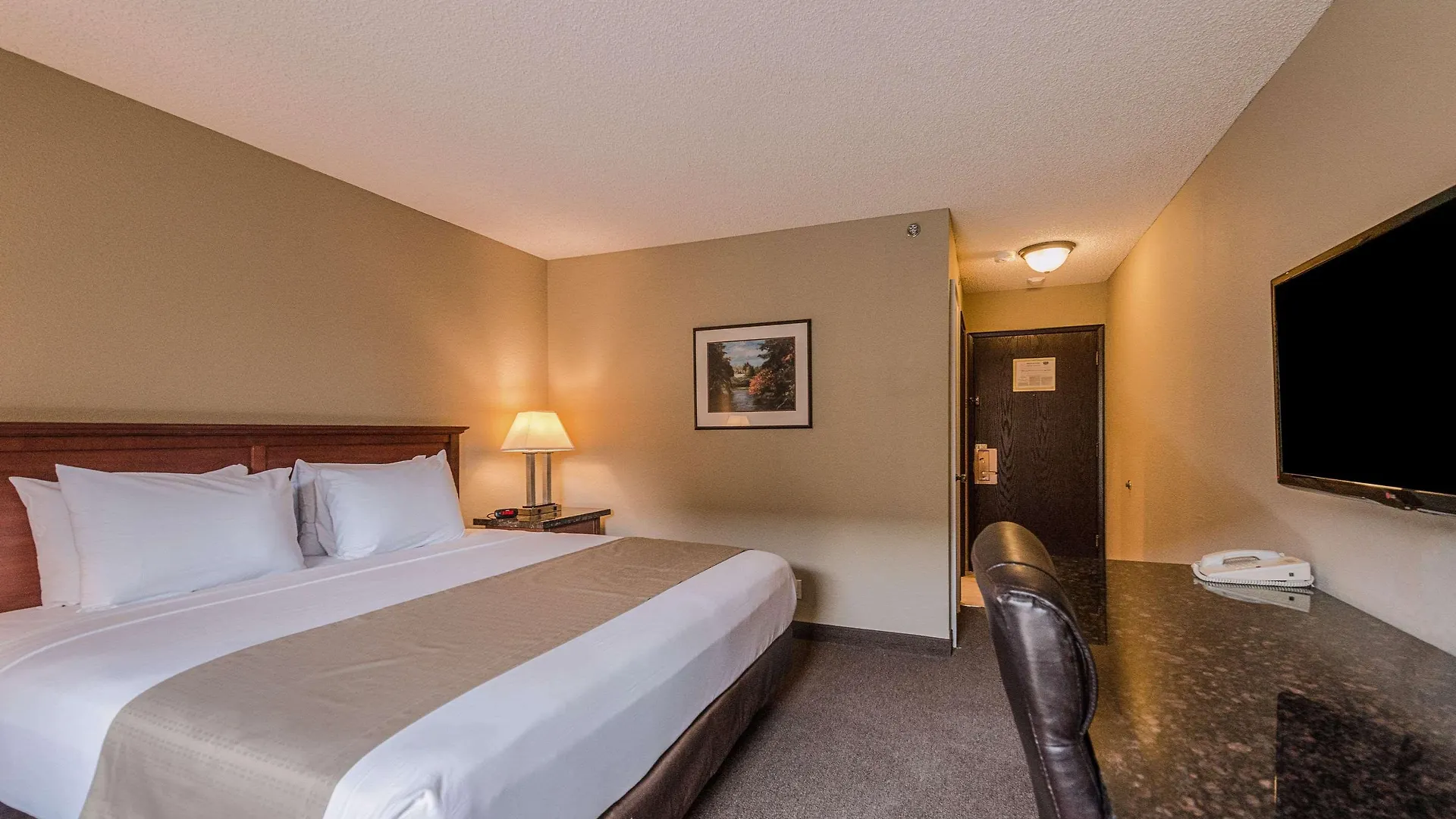 Rodeway Inn & Suites Portland - Jantzen Beach 2*,