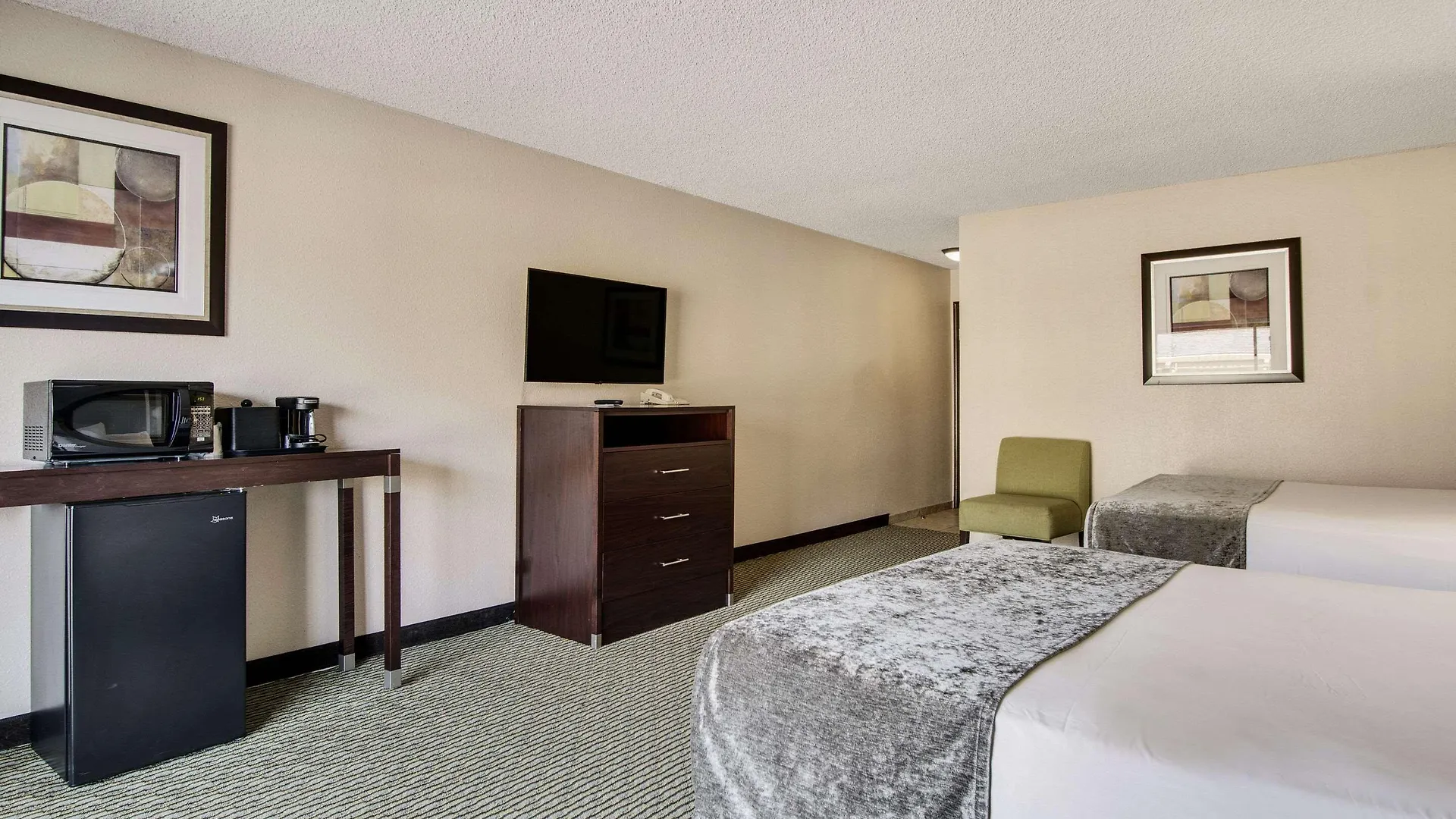 Rodeway Inn & Suites Portland - Jantzen Beach 2*,