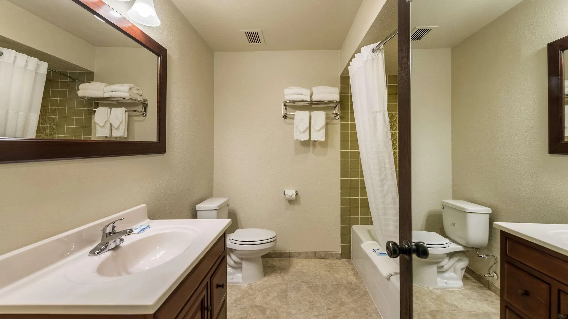 Hotel Rodeway Inn & Suites Portland - Jantzen Beach