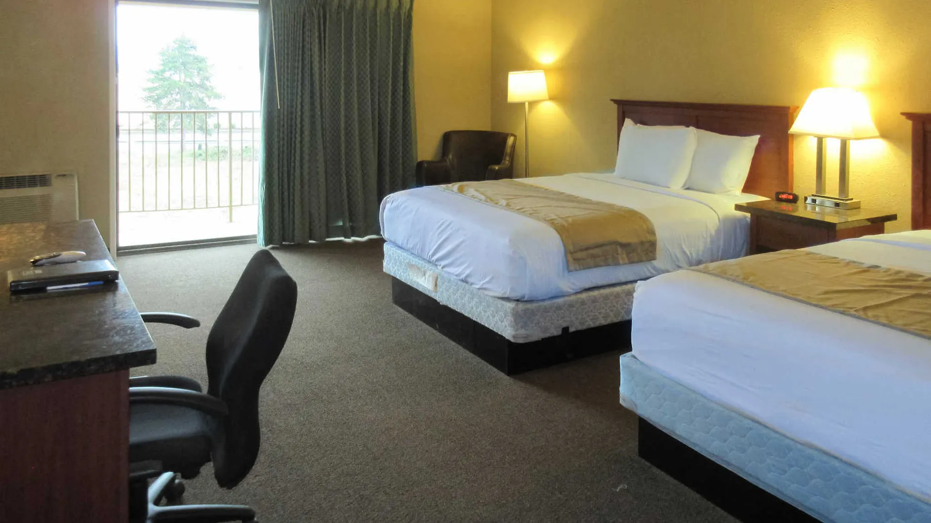 Rodeway Inn & Suites Portland - Jantzen Beach 2*,
