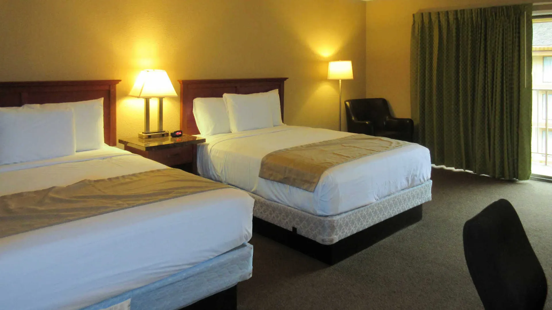 Rodeway Inn & Suites Portland - Jantzen Beach Hotel